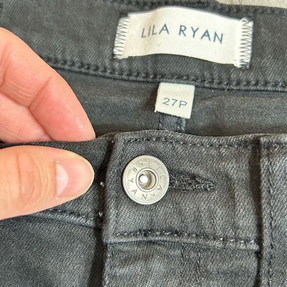 Lila Ryan Low Rise Black Stretch Skinny Jeans size 27 Petite Faux Front Pockets - Picture 4 of 9